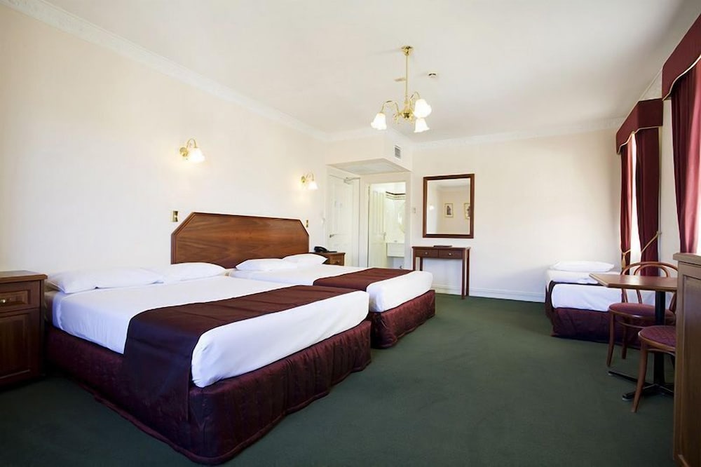 Family Room, 2 Queen Beds - Photo 5