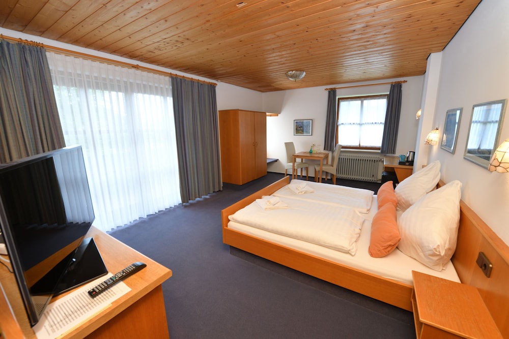 Double Room photo 3