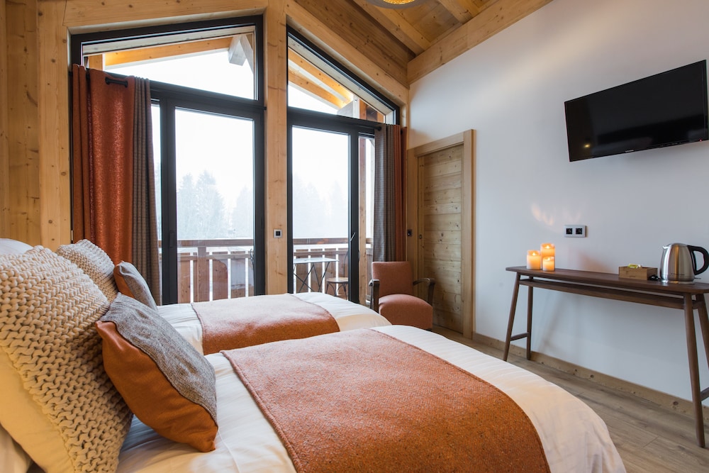 Superior Double Room, Ensuite, Mountain View (Ressachaux) - Photo 6