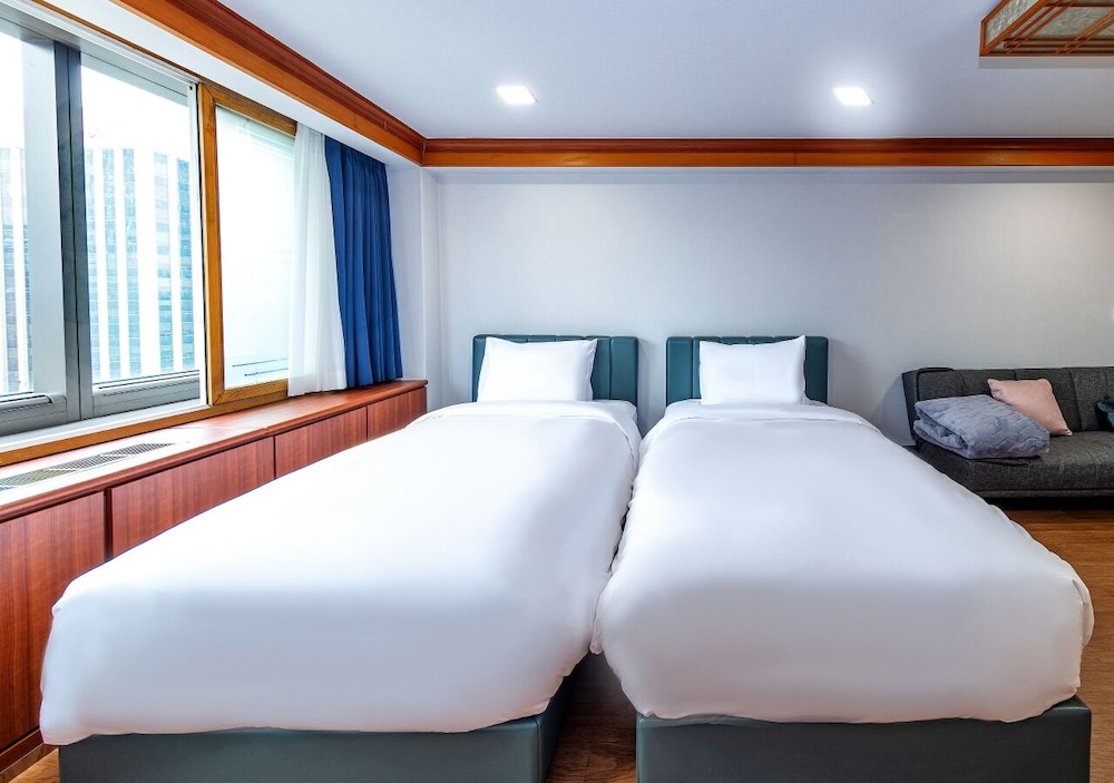 [K-Limousine Ticket 2, Once per stay] Residence Twin