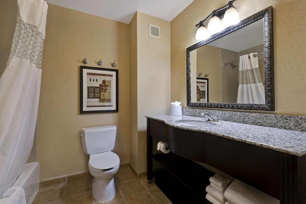 Room, 2 Queen Beds, Non Smoking - Photo 4