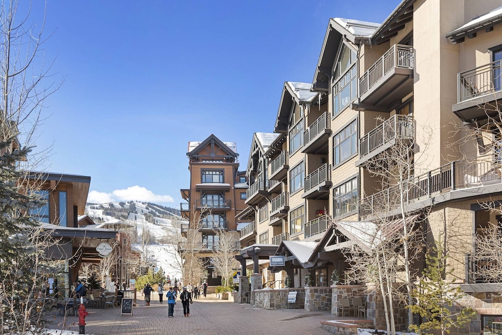 Condo (Capitol Peak 3518) photo 2