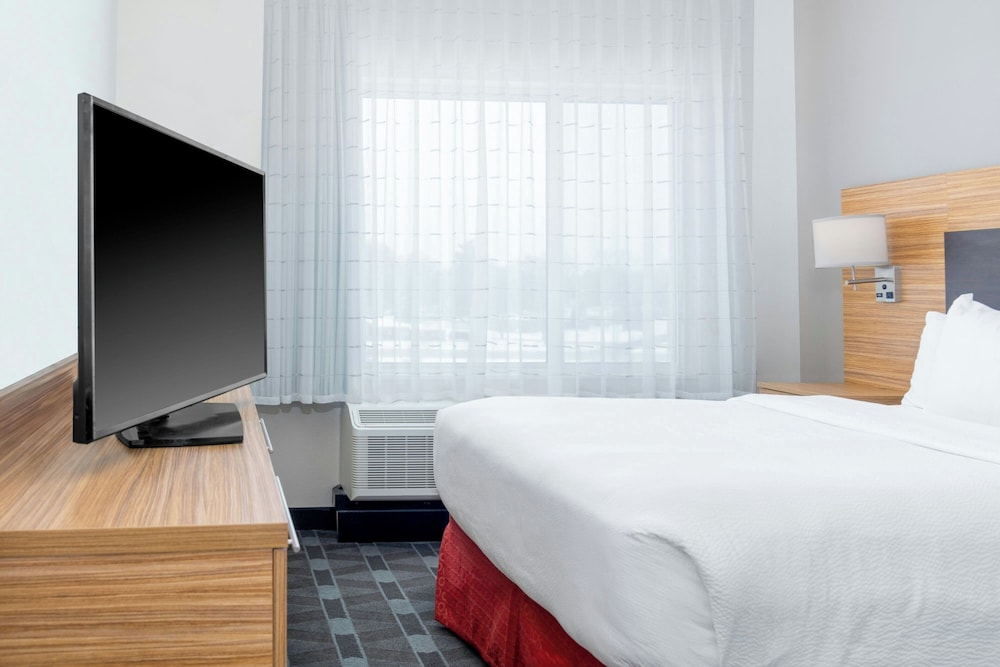 Suite, 1 Bedroom - Photo 4