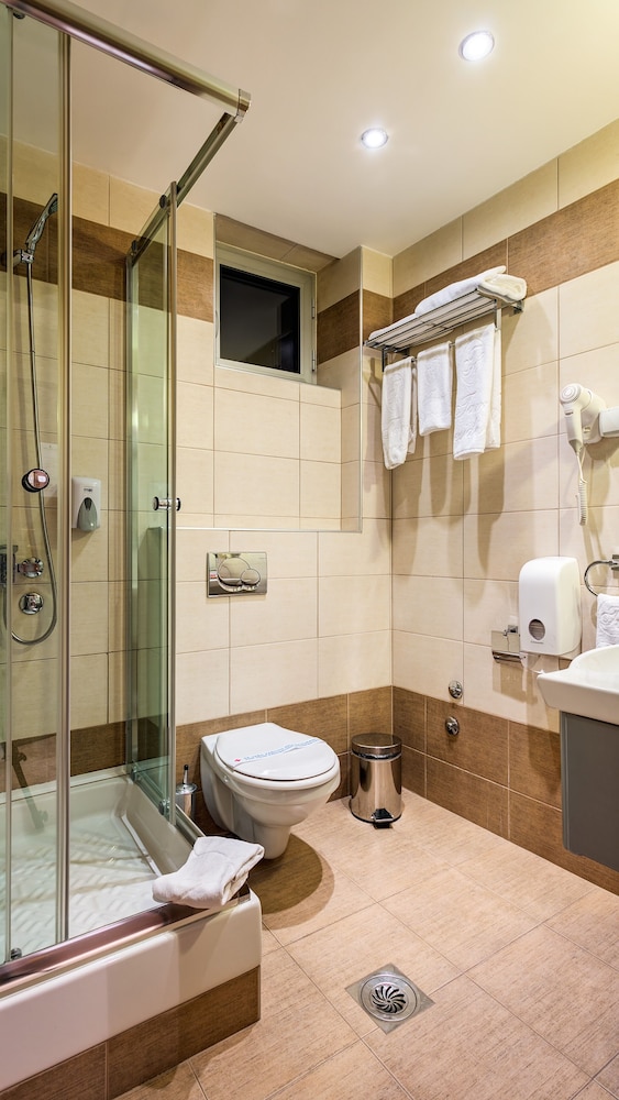 Superior Room - Photo 9