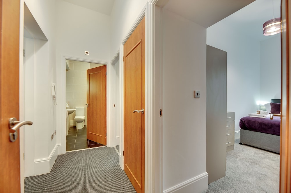 Apartment photo 1