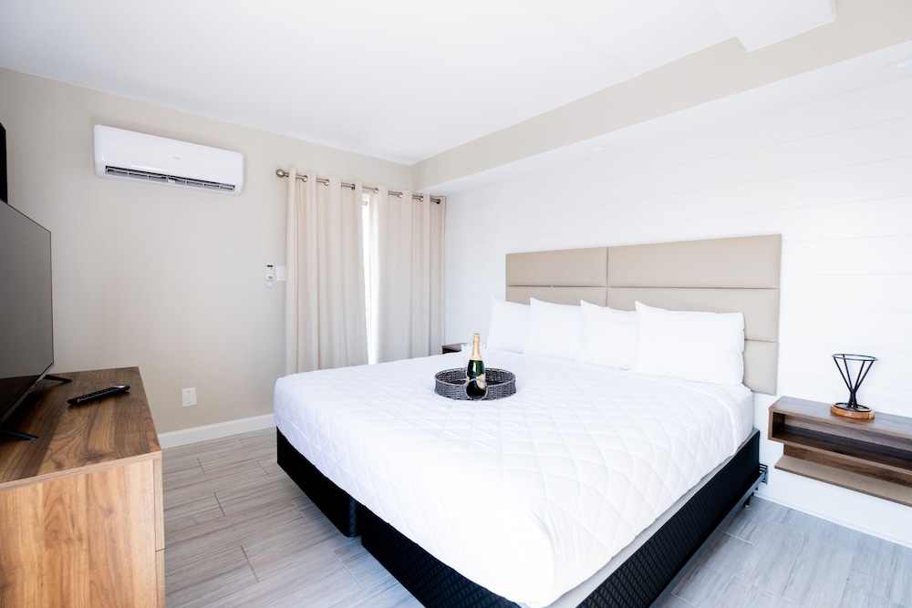 Studio Suite, 1 Queen Bed, Kitchenette