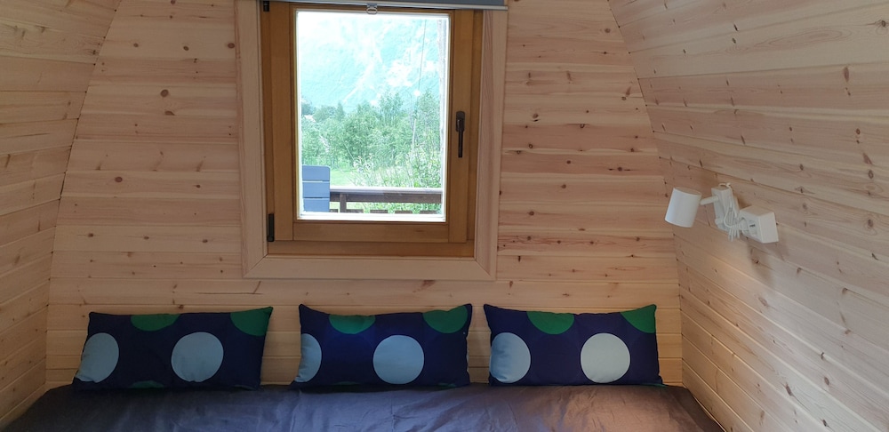 Cabin, Shared Bathroom photo 2