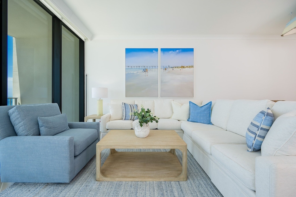 Condo, 3 Bedrooms