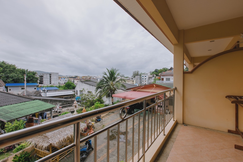 Triple studio kitchenette with balcony - Photo 3