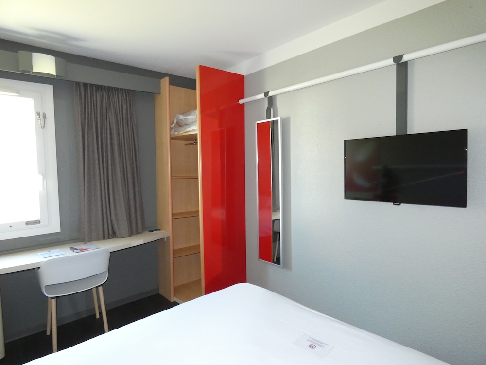 Standard Room, 1 Double Bed - Photo 5