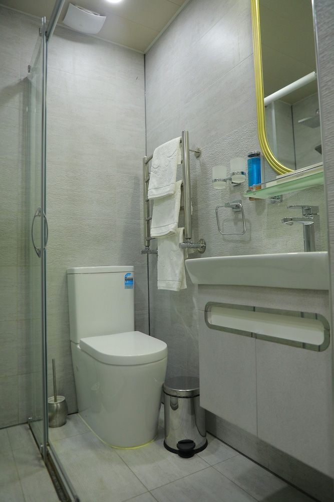Basic Double Room photo 2