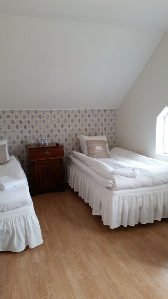 Double Room, Shared Bathroom photo 1