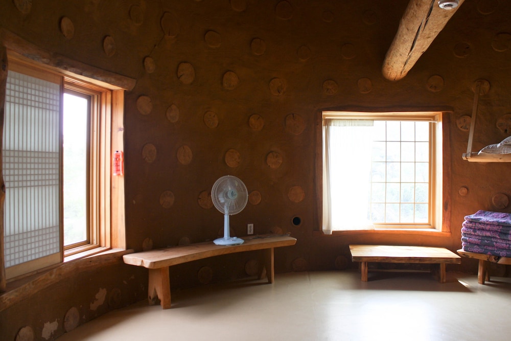 Traditional Room, Non Smoking, Kitchen (Stove) photo 1