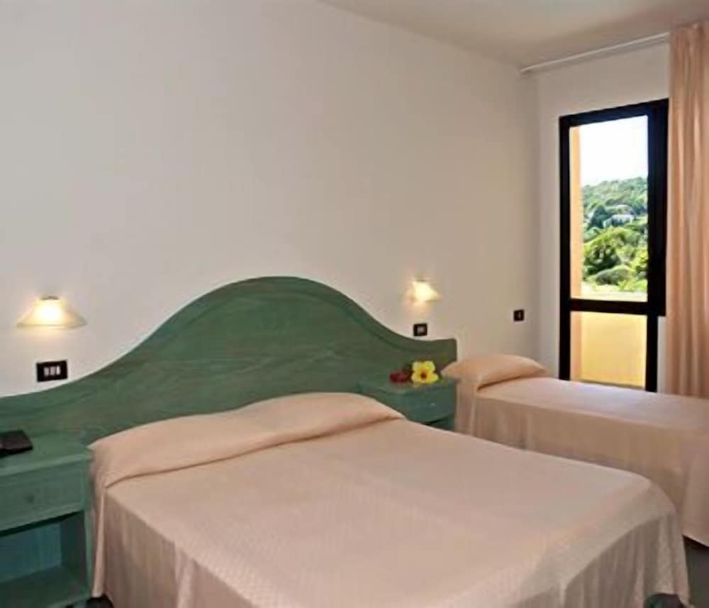 Standard Triple Room photo 1