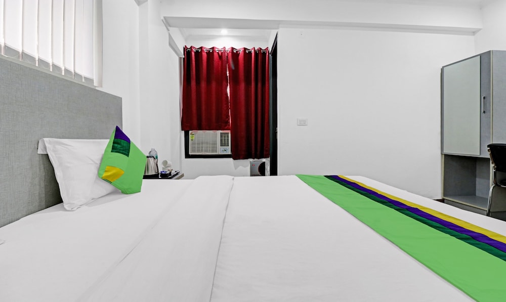 Deluxe Room - Photo 3