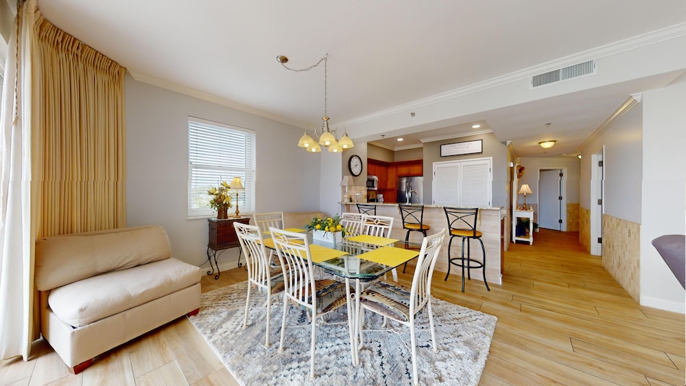 Condo (Tides 0211) photo 3