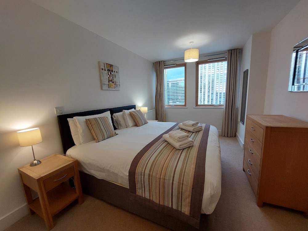 Premium Apartment, 2 Bedrooms, Balcony (1004)