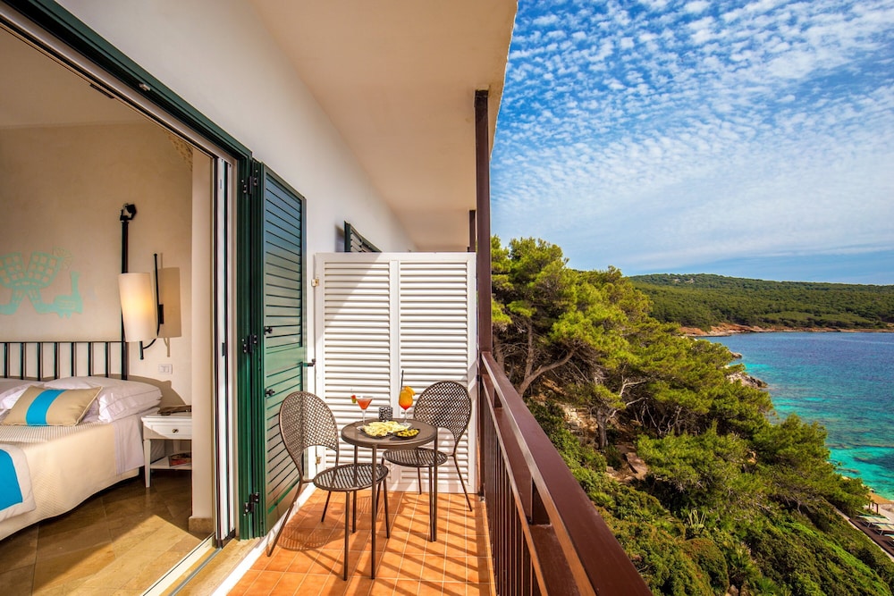 Superior Room, Balcony, Sea View - Photo 3