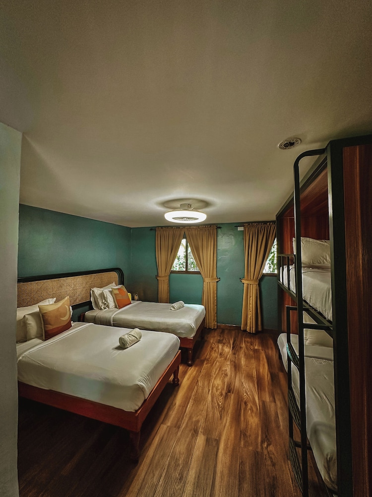 Bed in 4-Bed Female Only Dormitory Room photo 1