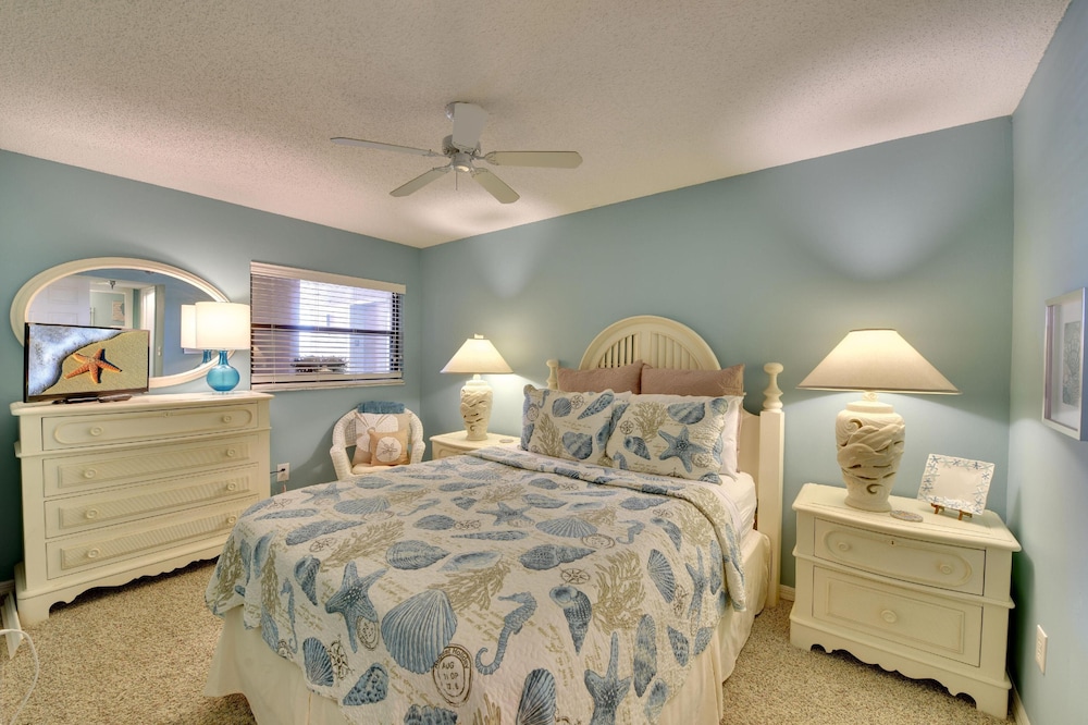 Condo, Multiple Beds (Emerald Isle 603) photo 1