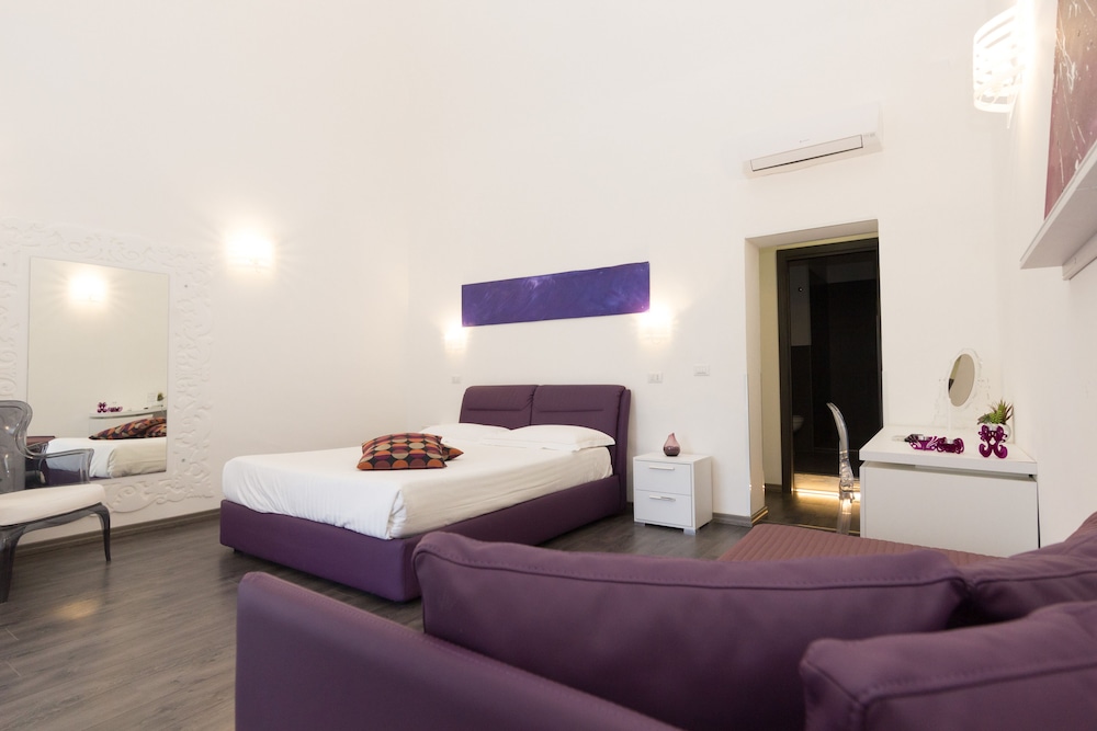 Superior Suite, Balcony, City View photo 2