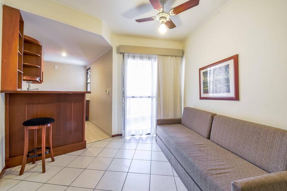 Triple Room (1 Double Bed + 1 Single Bed) photo 3