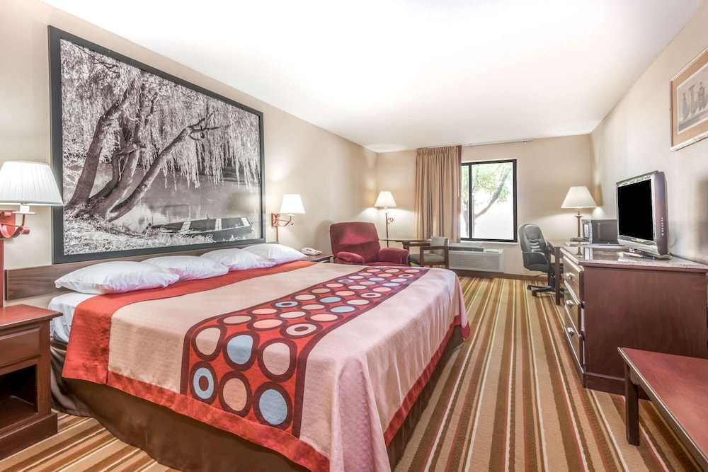 Room, 1 King Bed - Photo 1
