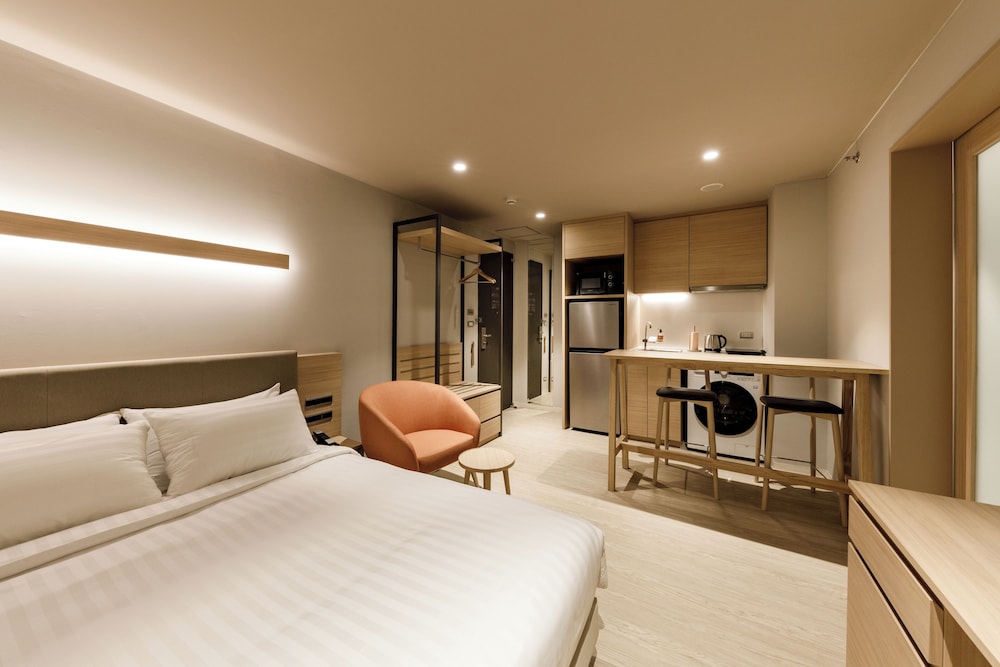 Deluxe Stay Room