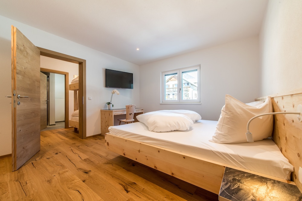 Superior Double Room - Photo 2