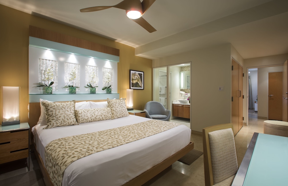 Luxury 2 Bedroom Poolview Flat Suite photo 2
