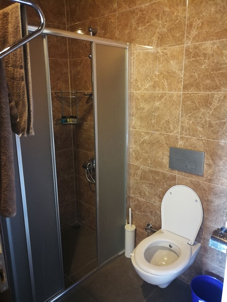 Standard Double Or Twin Room photo 3