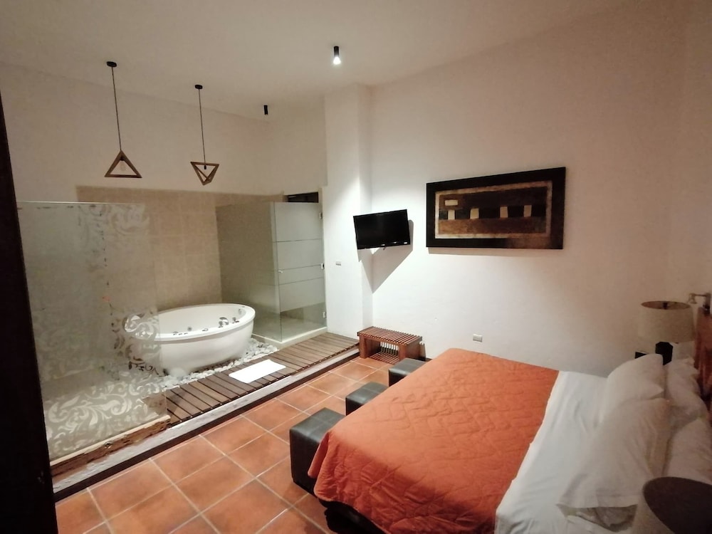 Master Suite photo 3