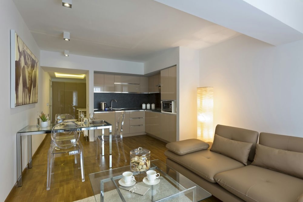 Duplex photo 1
