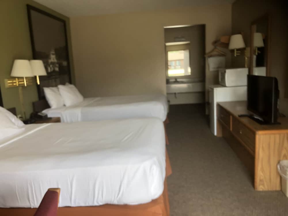 Room, 2 Double Beds, Smoking photo 3
