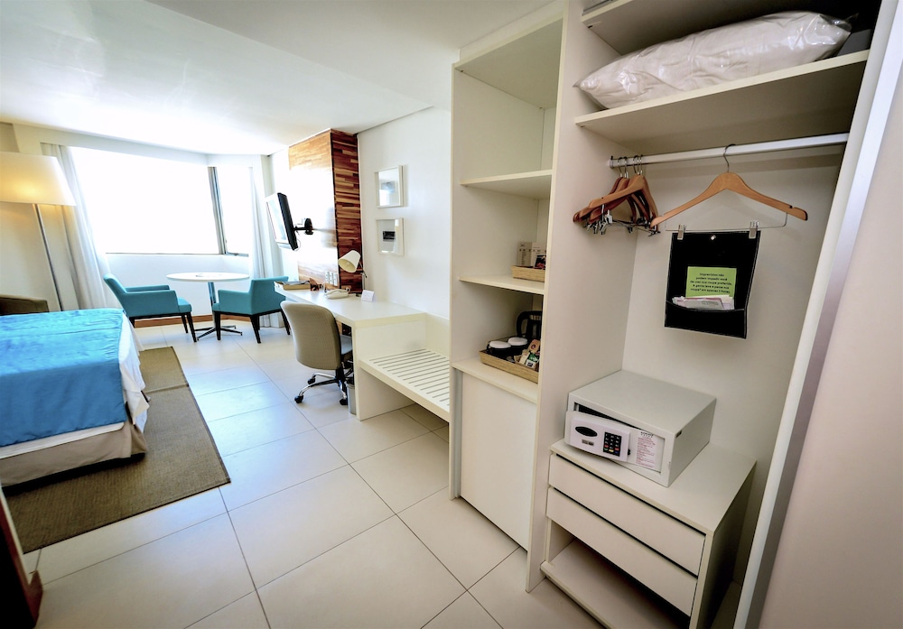 Deluxe Room, 1 King Bed, Non Smoking