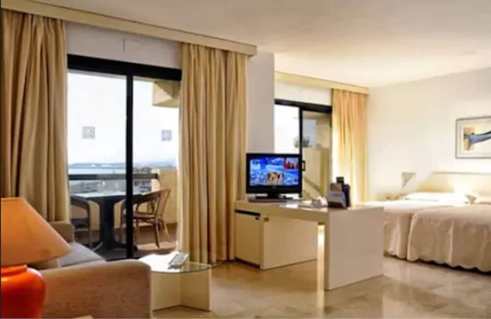 Superior Room - Photo 3