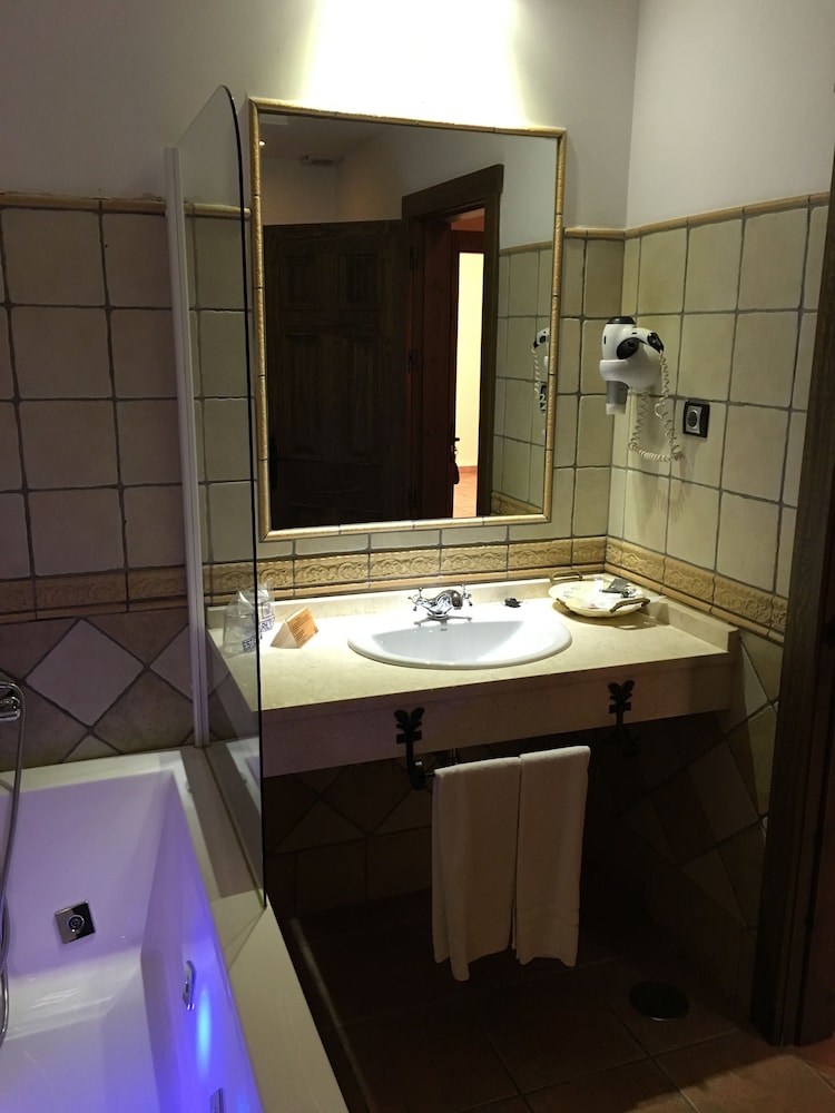 Premium Double Room, Jetted Tub photo 2