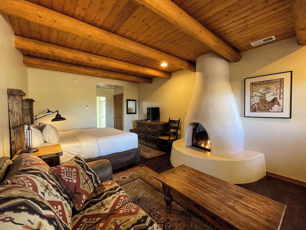 Abiquiu Inn