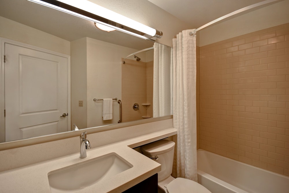 Studio Suite, 1 King Bed, Accessible (HEARING) photo 3