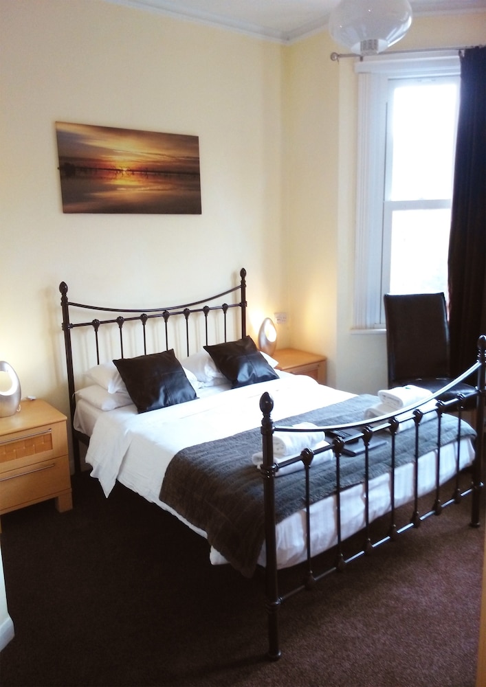 Large Double Room photo 2