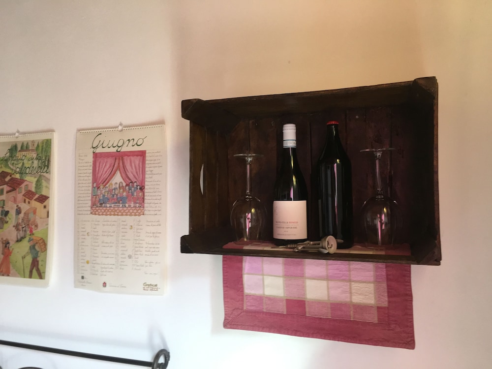 Double or Twin Room (Wine) photo 2