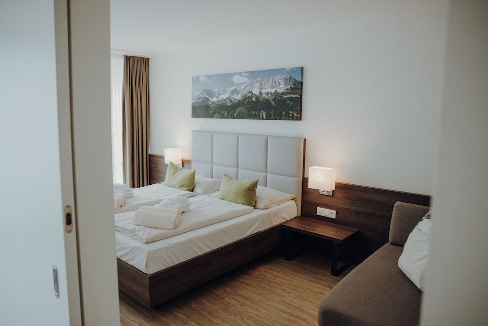 Junior Suite, Balcony photo 3