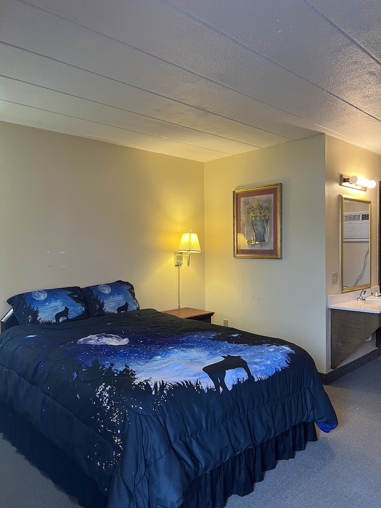 Economy Double or Twin Room photo 1