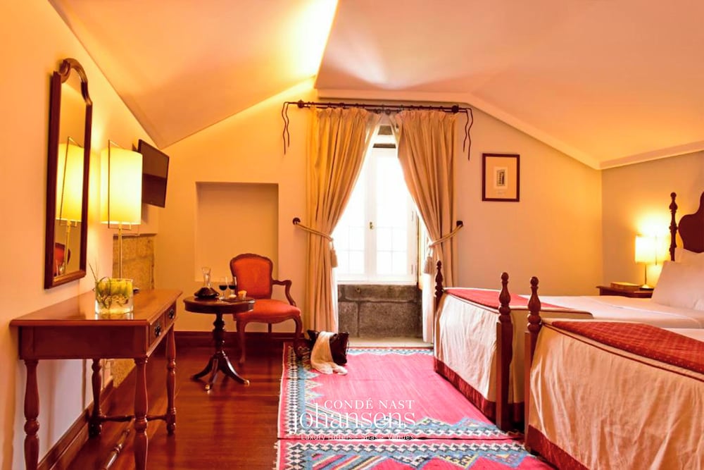 Suite, 2 Twin Beds - Photo 1