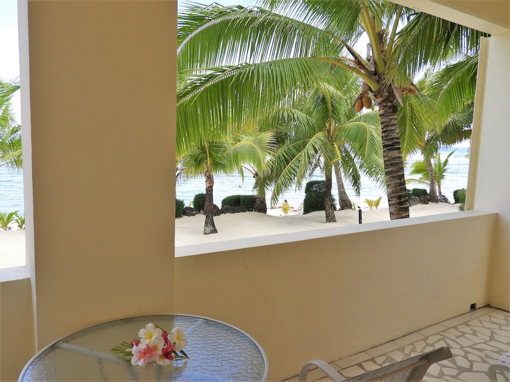 3 Bedroom Beachfront Villa - Photo 22