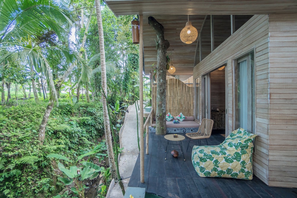 One Bedroom Thermal Pool Villa (with Daily Afternoon Tea)