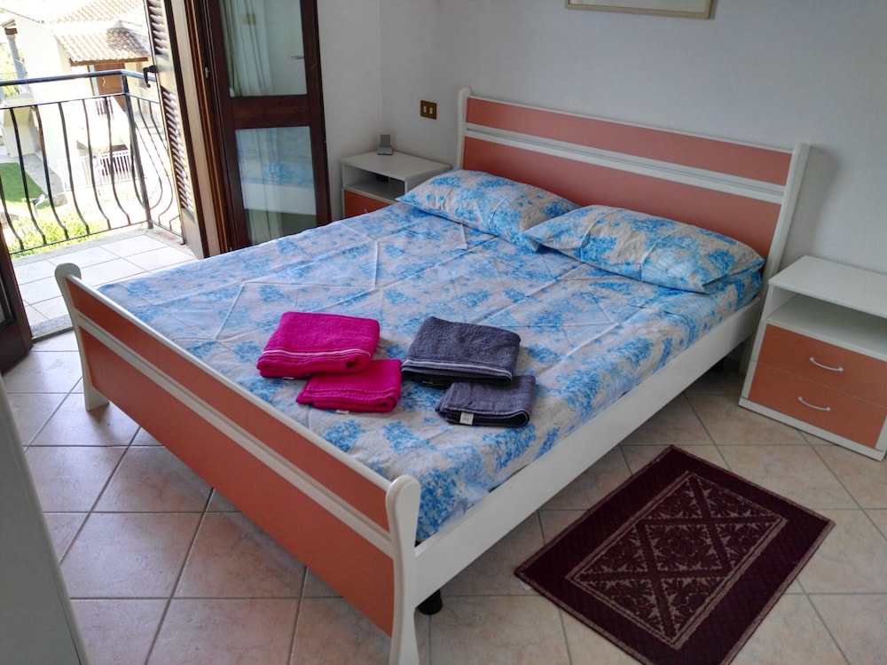 House, 3 Bedrooms, Smoking, Balcony