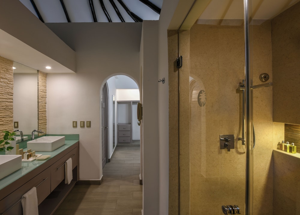 Presidential Casita Suite