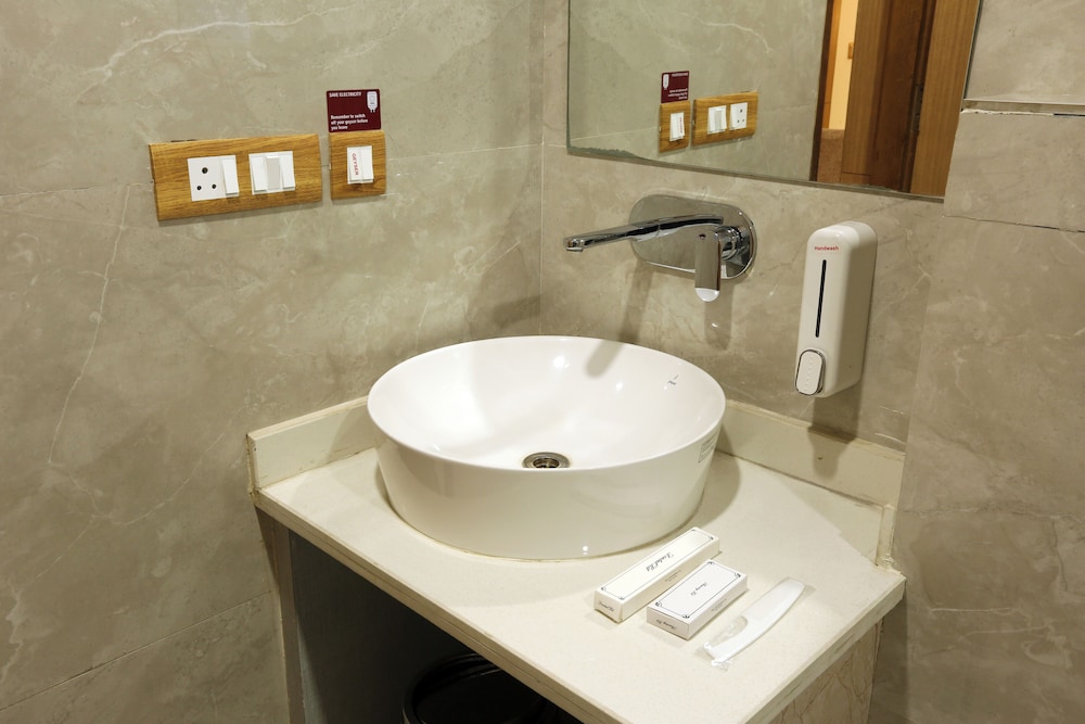 Deluxe Double Room - Photo 5