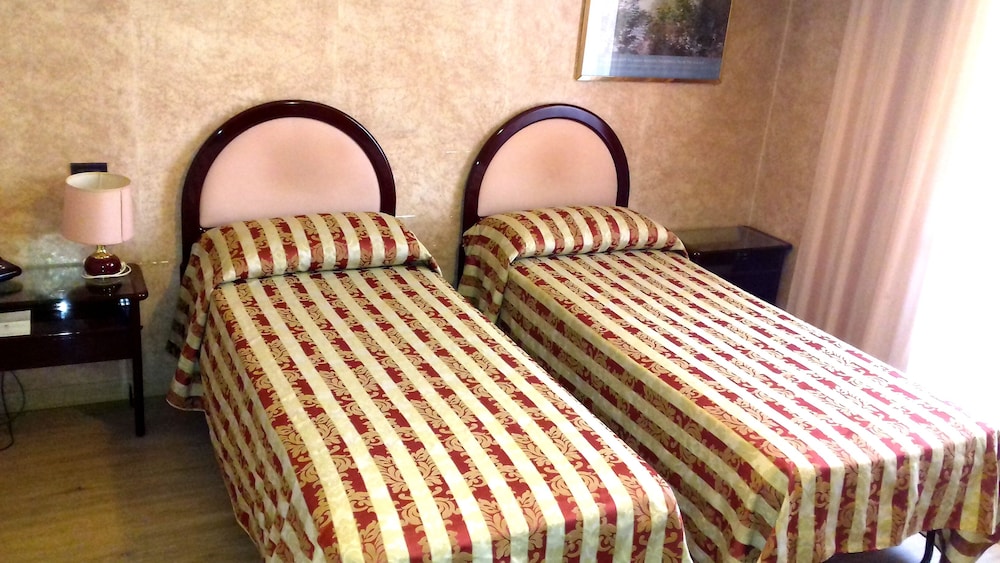 Standard Room - Photo 3